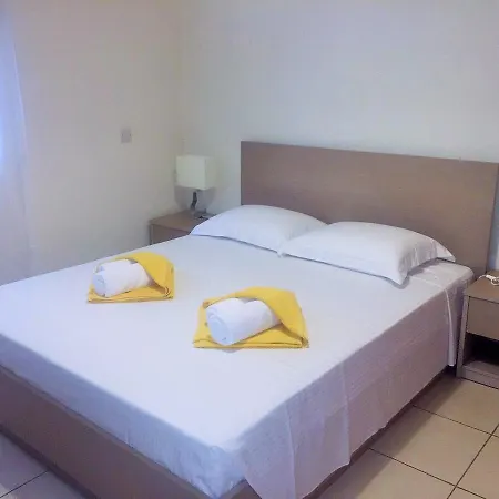 105 Sunrise Beach Court Apartman